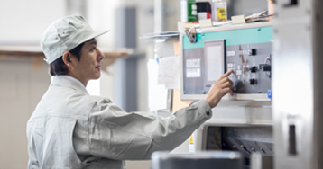 CNC機台作業人員