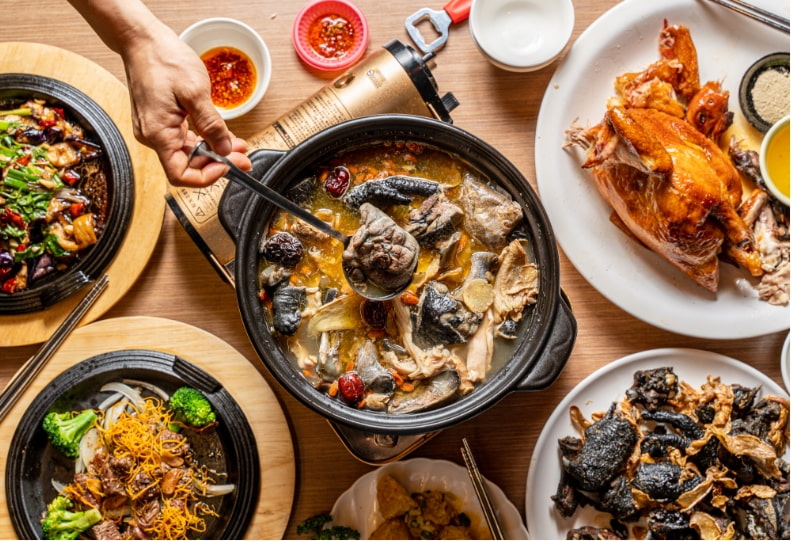 津味烏骨雞料理