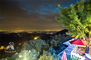 【雲林‧古坑】《百萬浪漫夜景》華山啡你不可咖啡廳